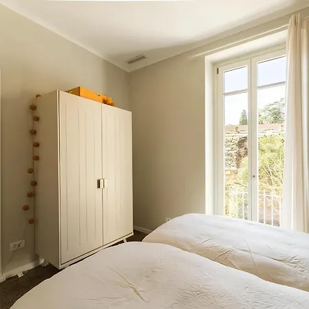 Modern Fontana In Holiday home Sanremo