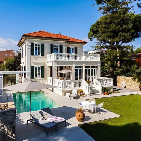 Modern Fontana In